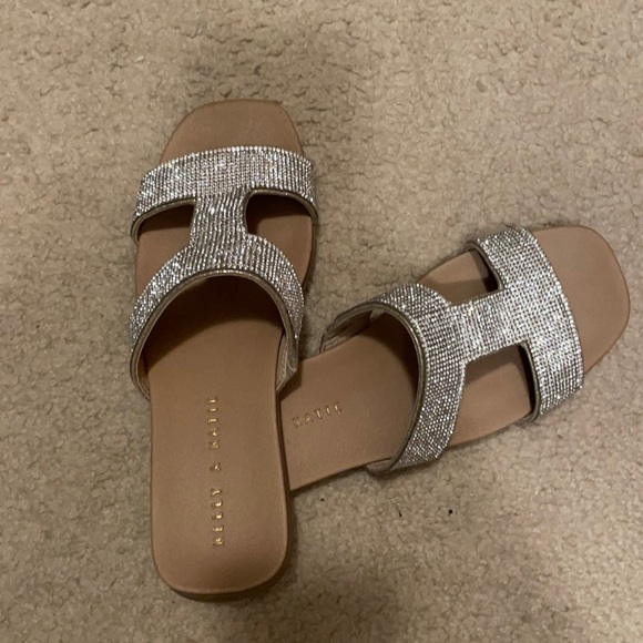Sparkly sandals - Picture 1 of 2